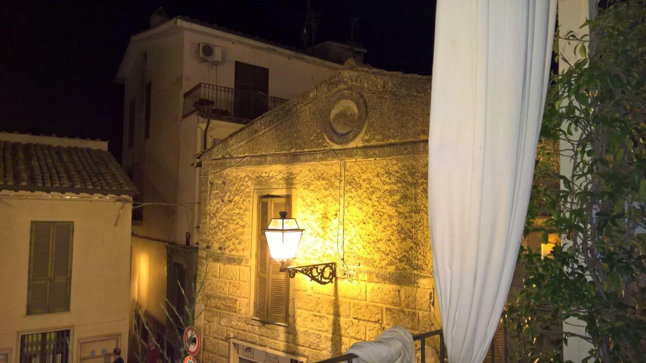 Centro E Spiaggia Ambra Anguillara Sabazia Exteriér fotografie